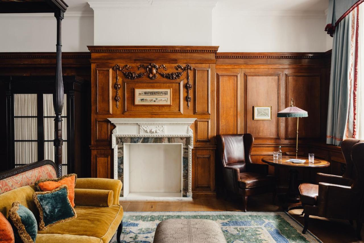 The Ned Hotel London Eksteriør billede The Library at The Mitre